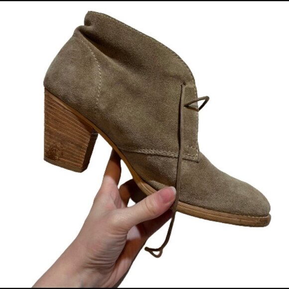 Madewell 1937 Suede Sandstorm Lace Up Ankle Booties - Picture 1 of 9